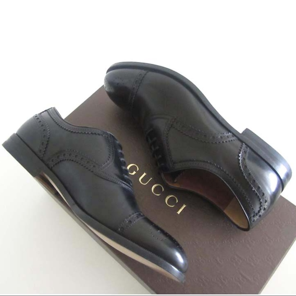 new GUCCI black perforated cap toe shoes 8 / 9 US - Picture 6 of 6